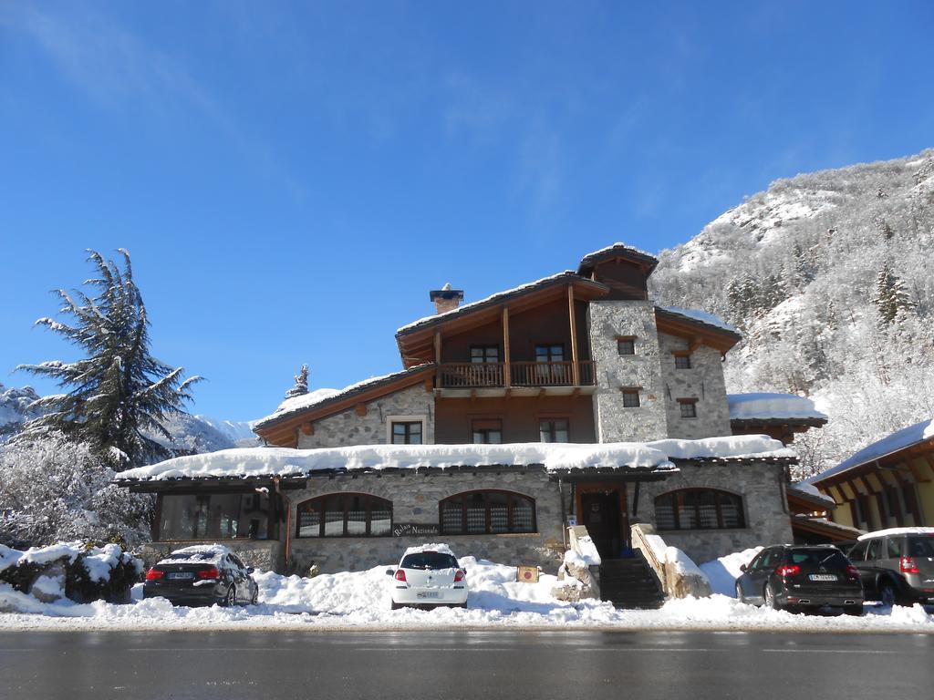 Relais Del Nazionale Hotel Vernante Exterior photo